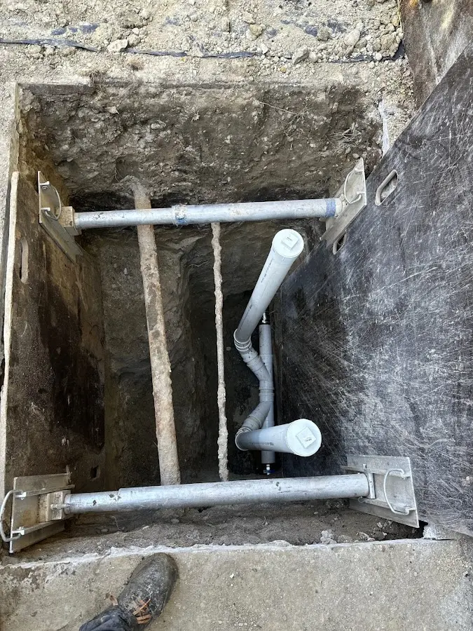 Experienced plumber completing Gas Line Repair work in Brecknock